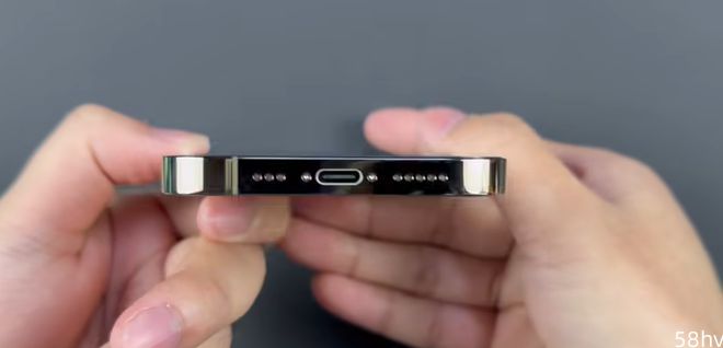 B站博主做出全球首台USB-C接口苹果iPhone 14 Pro