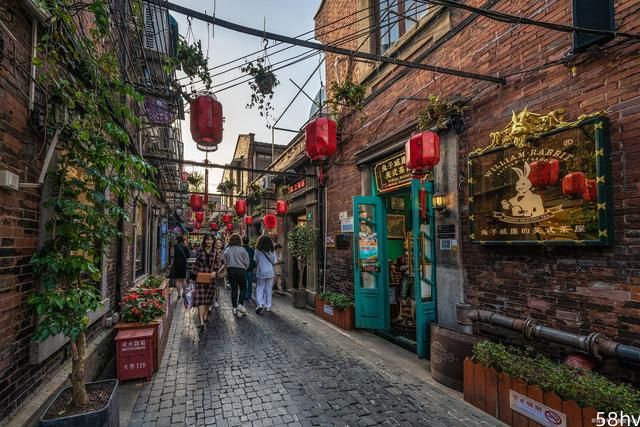 上海最具人文情怀的创意街区——田子坊