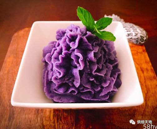 口感香甜软糯的芋头紫薯泥 ，按照我这样做，真的太好吃了！