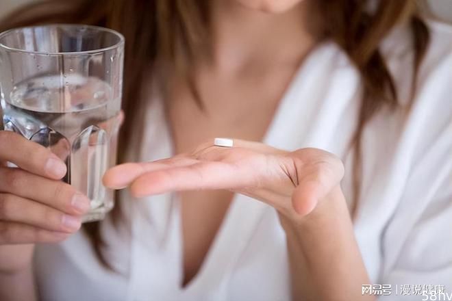 吃了紧急避孕药也会怀孕？这4种副作用，劝你可别乱吃的好！