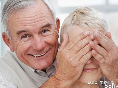 “长寿老人”通常会有4大特征，若占2个以上，一般都很长寿！