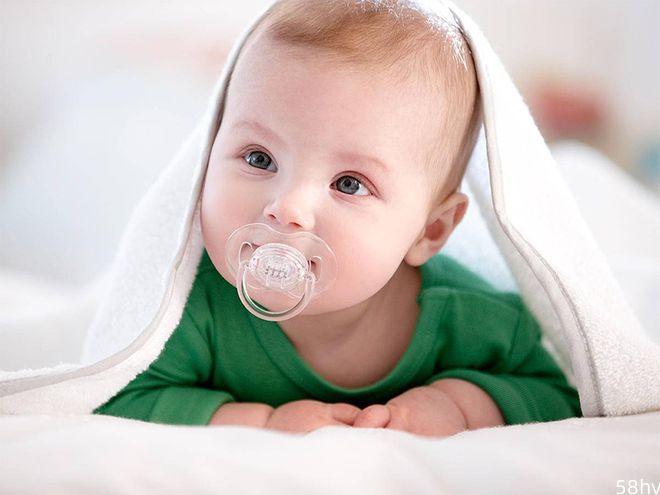 6个月婴儿该如何喂养，需特别注意哪些？