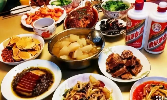南京农村喜宴，3个大院摆满桌，龙虾放开吃，来宾：真是开眼了