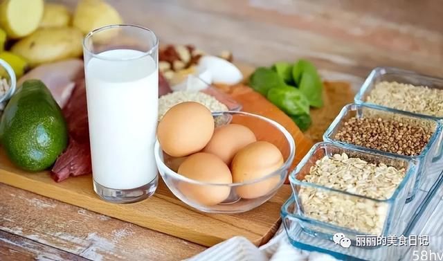 优质“蛋白”排行榜，牛奶倒数第一，鸡蛋倒数第二，早知道早受益