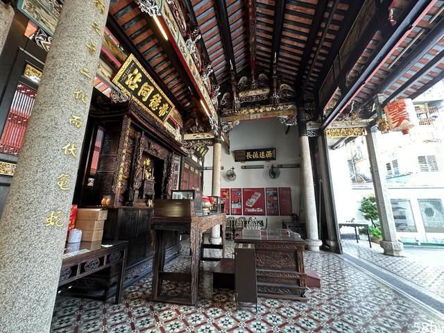 发现一座传统的华人家族宗祠，竟然就在马来西亚，太美了