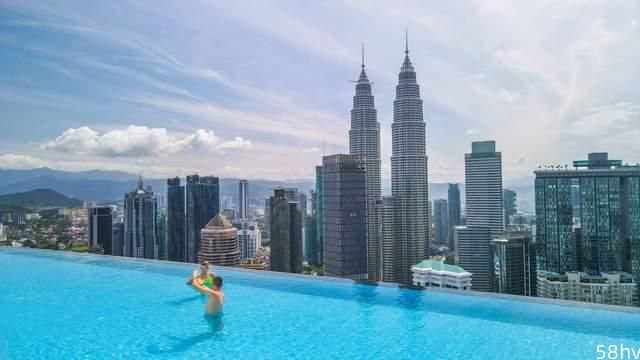 吉隆坡网红酒店，无边泳池景观设计绝佳，双子塔美景让人流连忘返