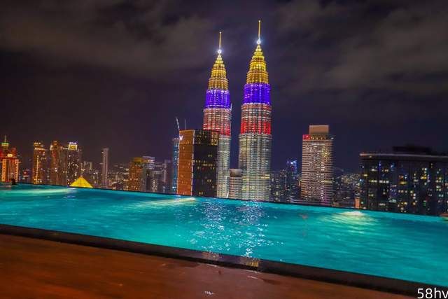 吉隆坡网红酒店，无边泳池景观设计绝佳，双子塔美景让人流连忘返