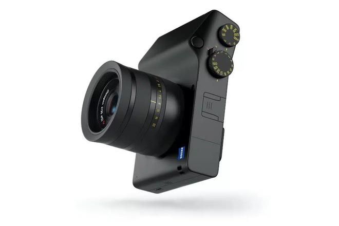 内置 Lightroom 也无人问津，蔡司 ZX1 全画幅相机被曝停产