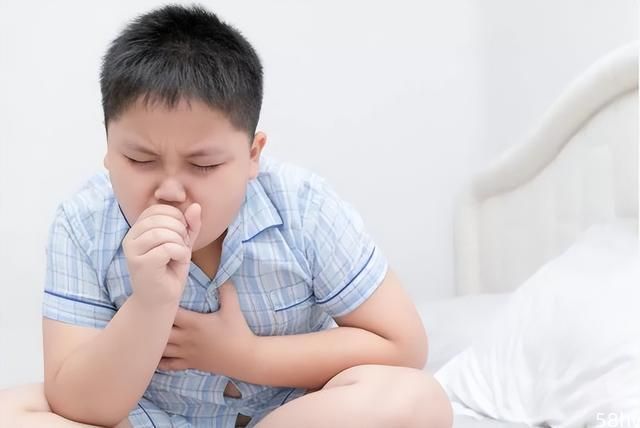 孩子咳嗽时，别乱吃这3种食物，小心加重病情！这样休养好得快