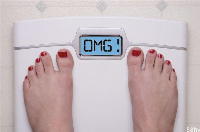 女性50岁以后，体重在多少斤比较合适？自查一下，或许你其实不胖