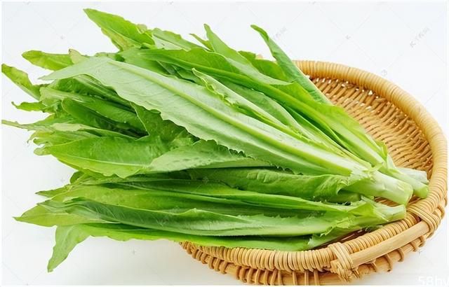 春天，吃菠菜芹菜不如吃它，全身是宝，1元一斤，鲜嫩美味营养高