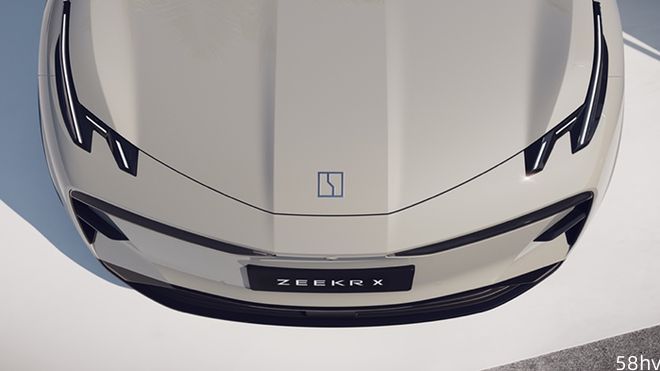 极氪第三款车官图释放，正式命名ZEEKR X
