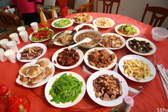 春节待客，这4道菜提前做好，切一切就能端上桌，简单省事吃着香