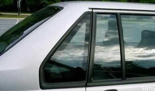 汽车上的“三角窗”有何作用？老司机是这么说的