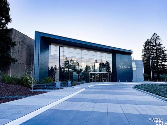 特斯拉全球工程总部于加州正式揭幕，马斯克现场回顾20年成就