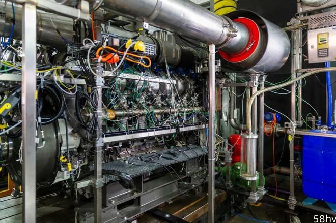 罗尔斯-罗伊斯成功测试使用 100% 氢燃料运行的 mtu 发动机