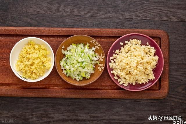 葱姜蒜虽香，这4种菜不可随便放，放错了不香，还毁了一锅好菜
