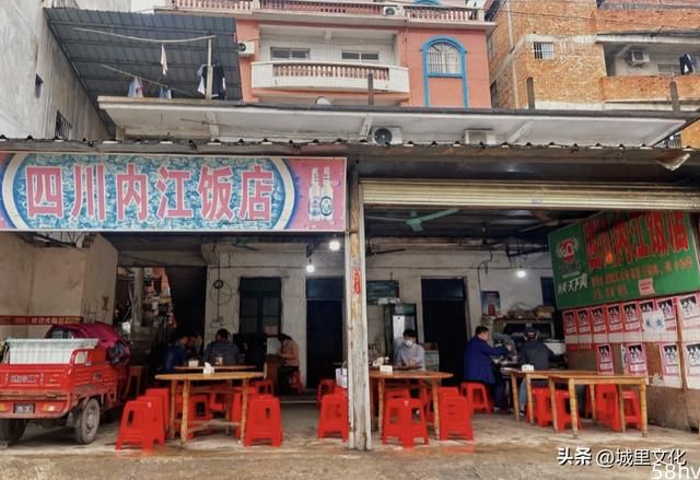 藏在南宁市郊村子里的川菜小馆，第一次去很容易迷路！
