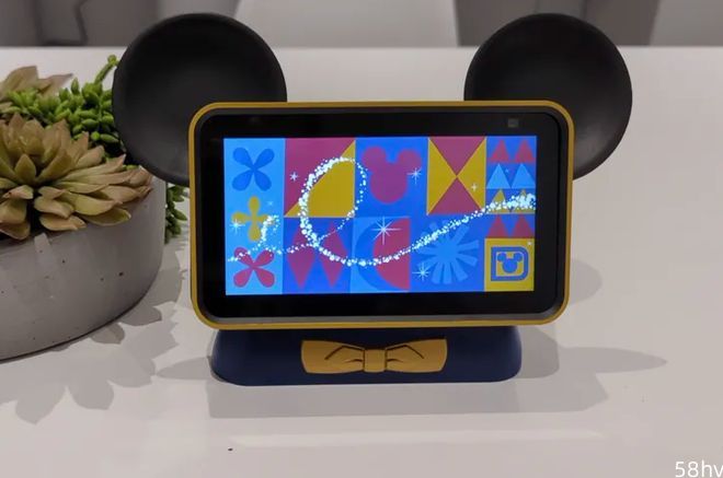 迪士尼推出米老鼠造型智能音箱